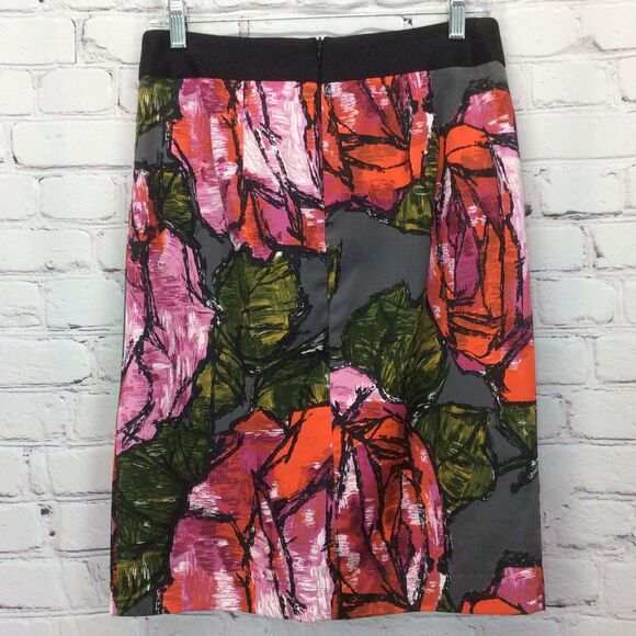 Trina Turk LA Women’s Skirt Sz 4 Pencil Rose Floral Multicolor Lined Silk Blend - Picture 4 of 8